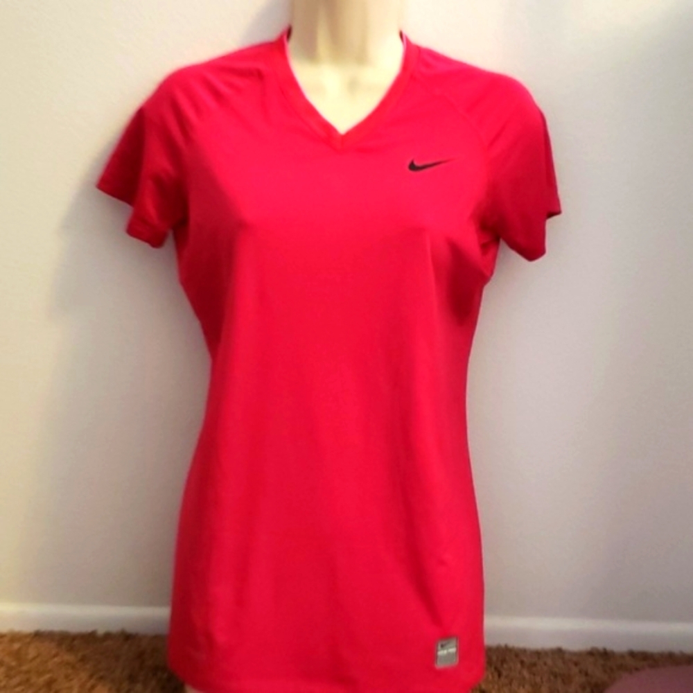 Nike Pro Dri Fit Small Short Sleeve Shirt - Picture 1 of 6